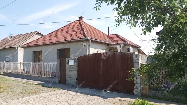Eladó családi ház, Kocsolán 38.4 M Ft, 3 szobás