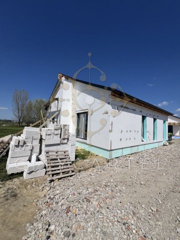 Eladó családi ház, Balatonlelleén 75.9 M Ft, 2+1 szobás