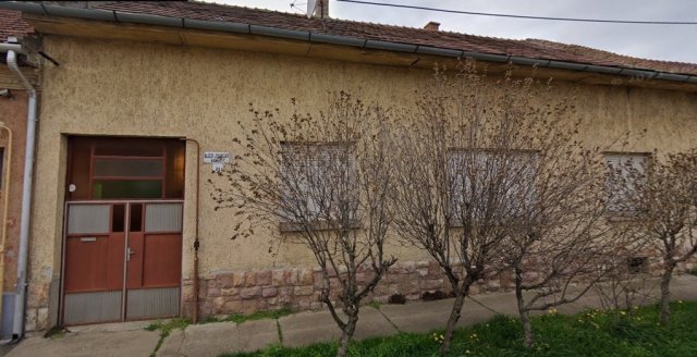 Eladó családi ház, Gyöngyösön 41.9 M Ft, 4 szobás