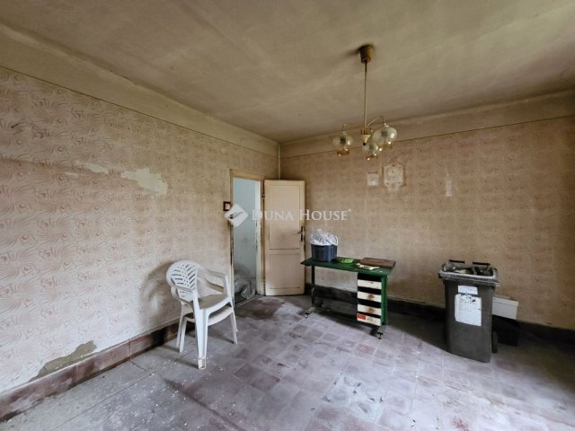 Eladó családi ház, Bodajkon 24.9 M Ft, 2 szobás