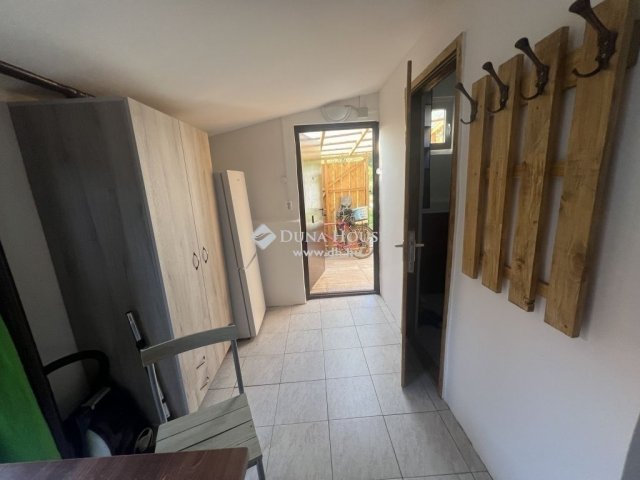 Eladó családi ház, Szegeden 45 M Ft, 2 szobás