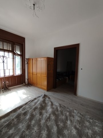 Kiadó családi ház, albérlet, Debrecenben 500 E Ft / hó