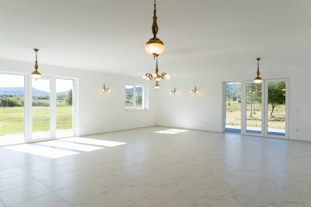 Eladó családi ház, Pomázon 199 M Ft, 5 szobás