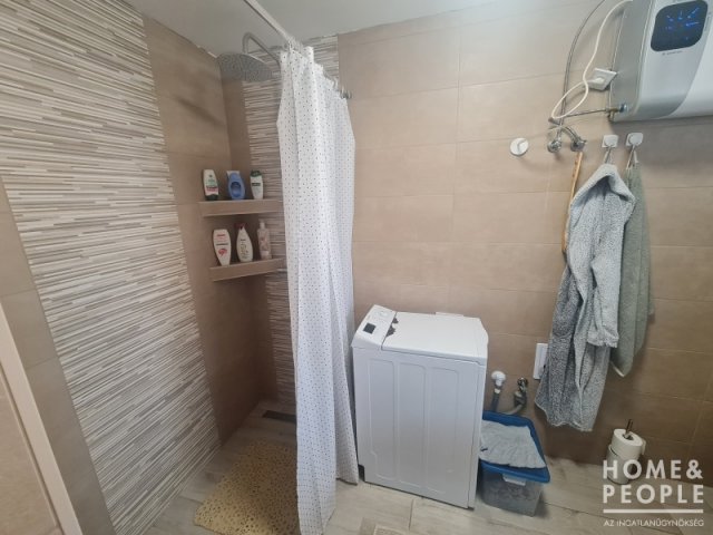 Eladó családi ház, Hódmezővásárhelyen 38.5 M Ft, 3 szobás