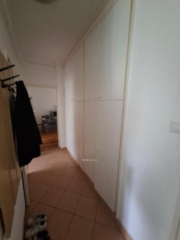 Eladó téglalakás, Egerben 36.9 M Ft, 2 szobás