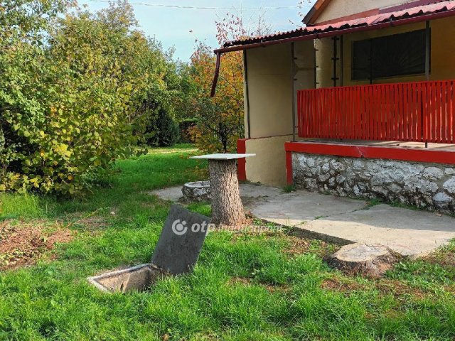 Eladó nyaraló, Nyékládházán 5.39 M Ft, 1 szobás