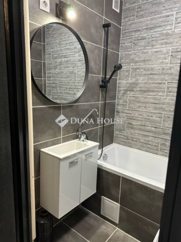 Kiadó panellakás, albérlet, Debrecenben 200 E Ft / hó, 2 szobás