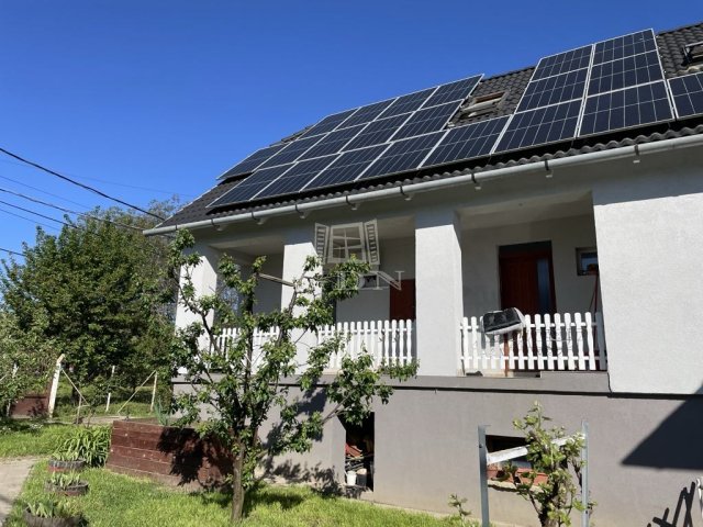 Eladó családi ház, Pátyon 129.9 M Ft, 5+1 szobás