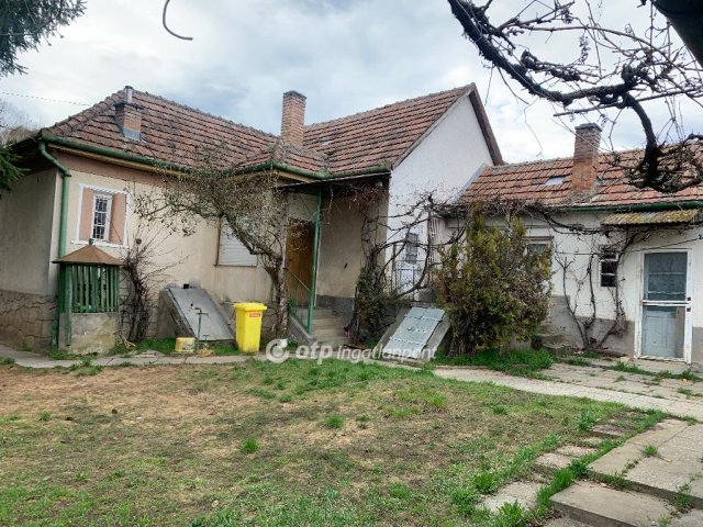 Eladó családi ház, Pétervásárán 15.5 M Ft, 2 szobás