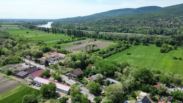 Eladó családi ház, Tahitótfalun 94.9 M Ft, 4 szobás
