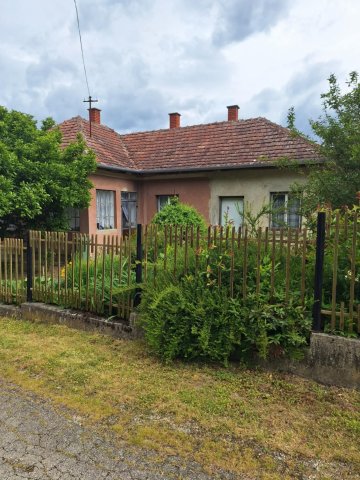 Eladó családi ház, Káváson 24.9 M Ft, 3 szobás