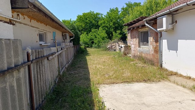 Eladó családi ház, Üllőn 45 M Ft, 3 szobás