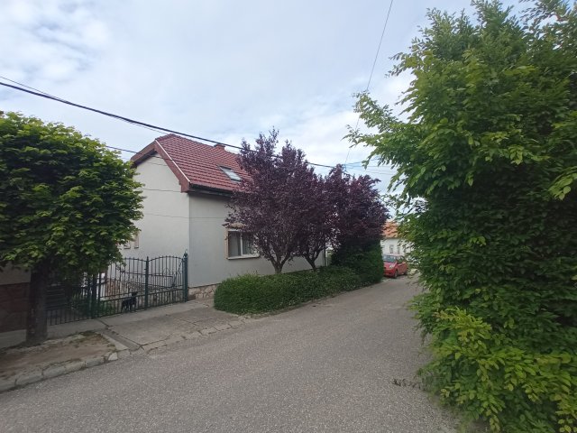 Eladó családi ház, Pilisszentivánon 114 M Ft, 3 szobás