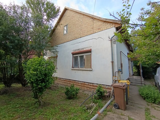Eladó családi ház, Szegeden 54.9 M Ft, 3 szobás