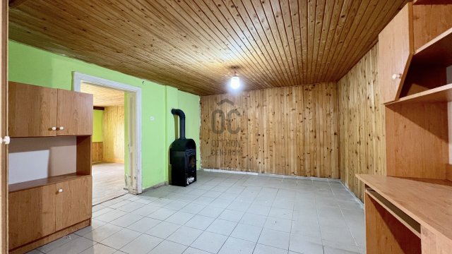 Eladó családi ház, Szekszárdon 25.99 M Ft, 3 szobás