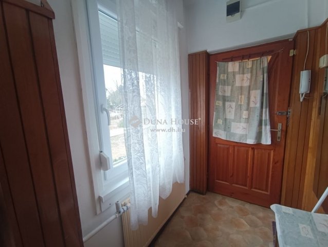 Eladó családi ház, Szigetszentmiklóson 64.9 M Ft, 3 szobás