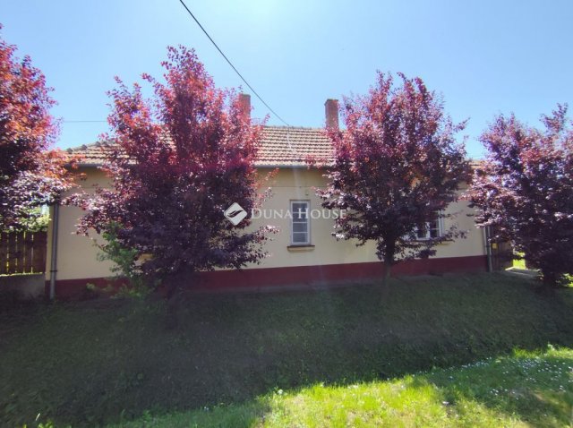 Eladó családi ház, Egyeken 12.9 M Ft, 3 szobás