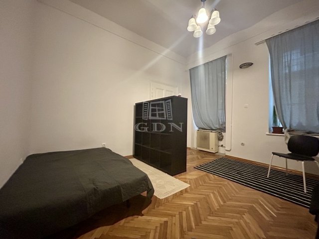 Eladó téglalakás, Budapesten, VII. kerületben 46.9 M Ft