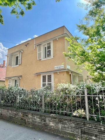 Eladó családi ház, Budapesten, XIV. kerületben 182 M Ft