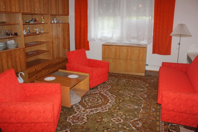 Eladó családi ház, Himodon 38 M Ft, 3 szobás
