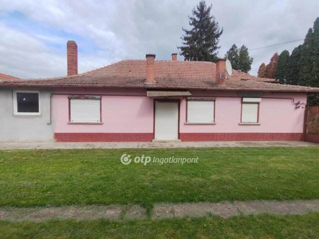 Eladó családi ház, Mezőkovácsházán 14 M Ft, 2+2 szobás