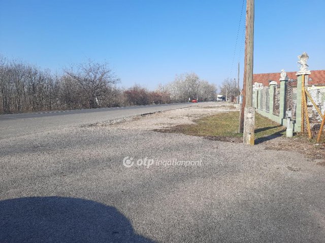 Eladó telek, Monoron 65 M Ft / költözzbe.hu