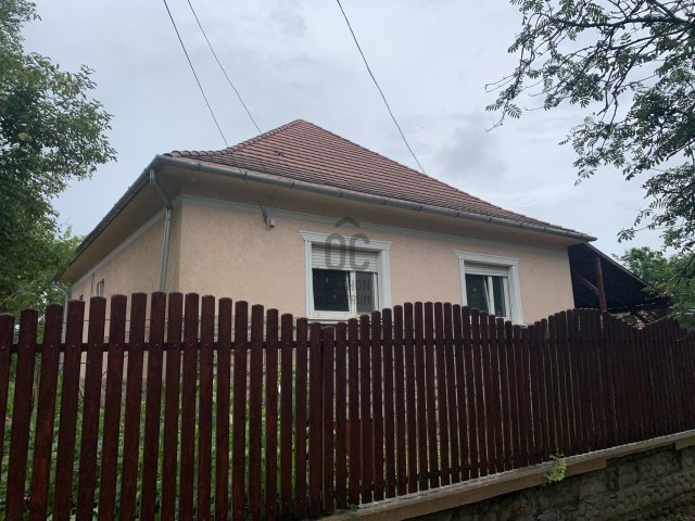 Eladó családi ház, Kazincbarcikán 39.9 M Ft, 3 szobás
