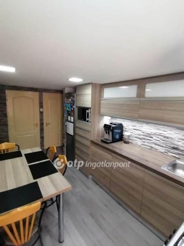Eladó családi ház, Hajdúszoboszlón 122 M Ft, 5 szobás