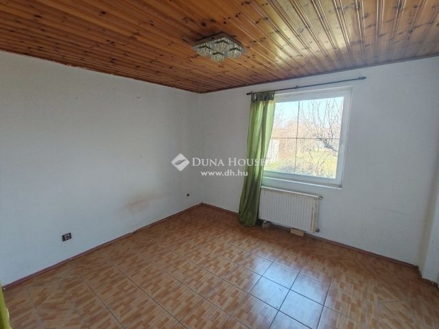 Eladó családi ház, Délegyházán 59 M Ft, 5 szobás
