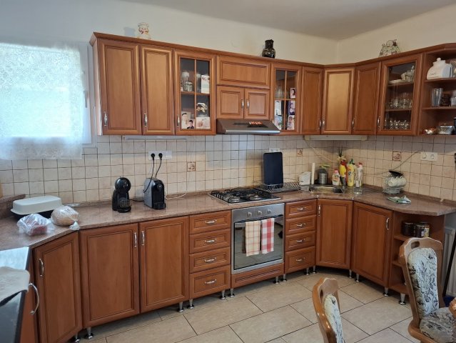Eladó családi ház, Üllőn 98 M Ft, 4 szobás
