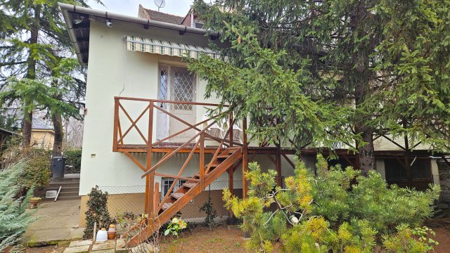 Eladó családi ház, Budapesten, X. kerületben 170 M Ft, 6 szobás