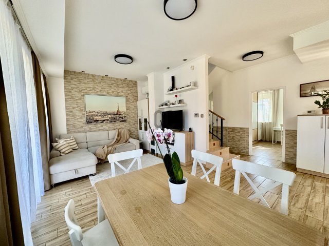 Eladó családi ház, Gödön 116.9 M Ft, 4 szobás