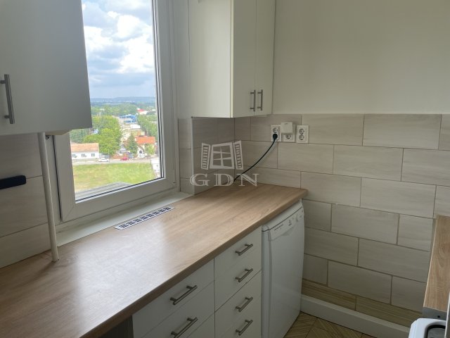 Eladó panellakás, Budapesten, XV. kerületben 63.9 M Ft