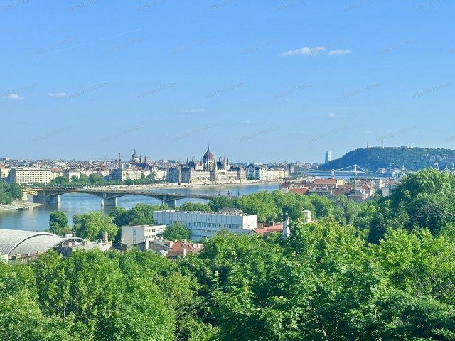 Eladó téglalakás, Budapesten, II. kerületben 165 M Ft, 3 szobás