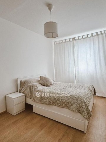 Eladó panellakás, Budapesten, XXI. kerületben 59 M Ft, 2+1 szobás