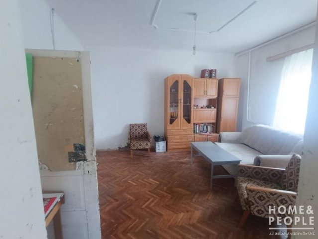 Eladó családi ház, Óföldeákon 7.5 M Ft, 2 szobás