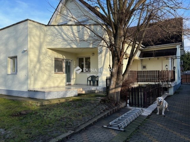 Eladó téglalakás, Budapesten, XVIII. kerületben 79.5 M Ft