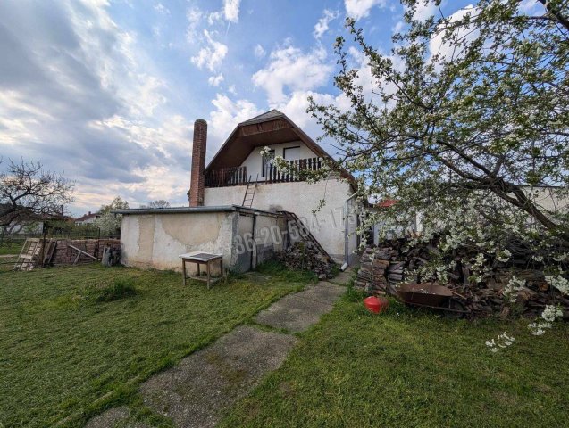 Eladó családi ház, Vonyarcvashegyen 53.9 M Ft, 4 szobás