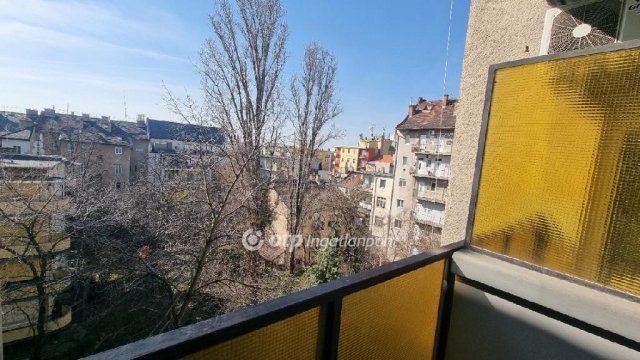 Eladó téglalakás, Budapesten, XI. kerületben 89.5 M Ft, 2 szobás