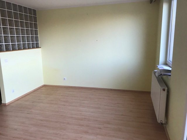 Kiadó téglalakás, albérlet, Kecskeméten 170 E Ft / hó