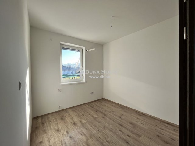 Eladó családi ház, Üllőn 76 M Ft, 4 szobás