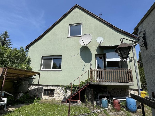 Eladó családi ház, Budakalászon 125 M Ft, 5 szobás