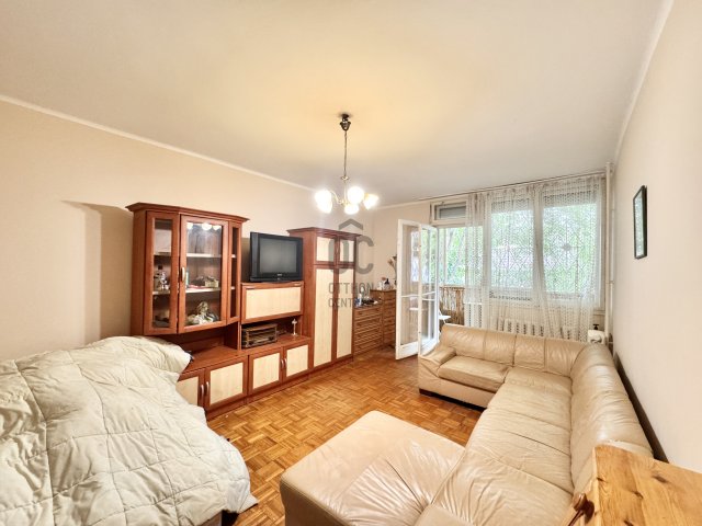 Eladó téglalakás, Győrött 35 M Ft, 2 szobás