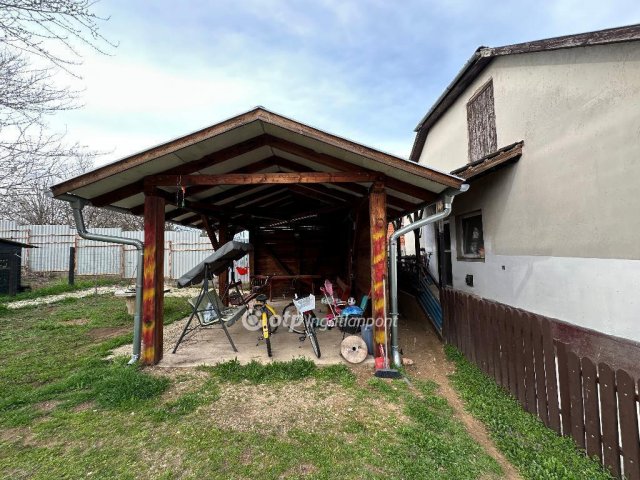 Eladó családi ház, Nyíregyházán 45 M Ft, 2+1 szobás