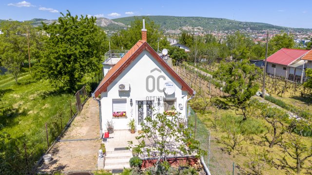 Eladó családi ház, Budaörsön 99.9 M Ft, 3 szobás