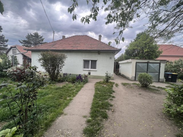 Eladó családi ház, Budapesten, XVII. kerületben 53 M Ft