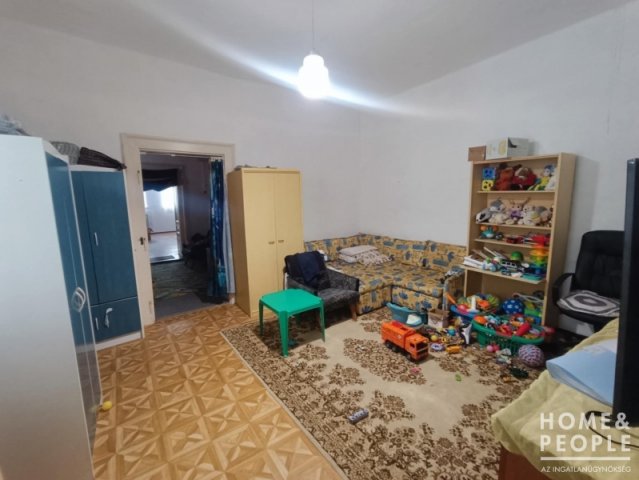 Eladó családi ház, Hódmezővásárhelyen 29.99 M Ft, 4 szobás