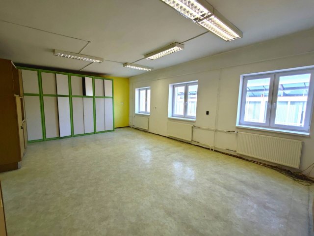 Kiadó iroda, Miskolcon 144 E Ft / hó, 1 szobás