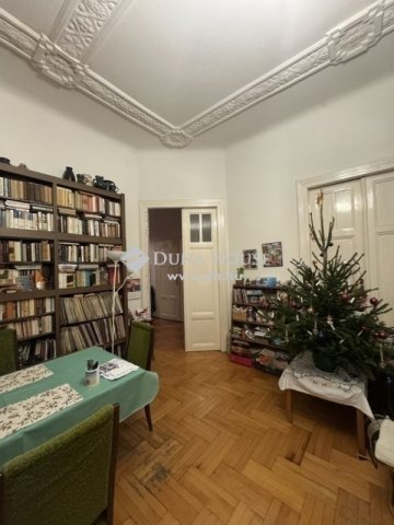 Eladó téglalakás, Budapesten, VIII. kerületben 104.9 M Ft