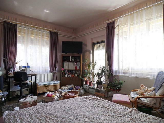 Eladó családi ház, Mogyoródon, Bocskai úton 66 M Ft, 3 szobás